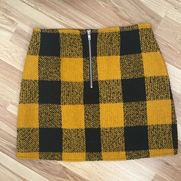 forever 21 plaid skirt - Picture 3 of 3